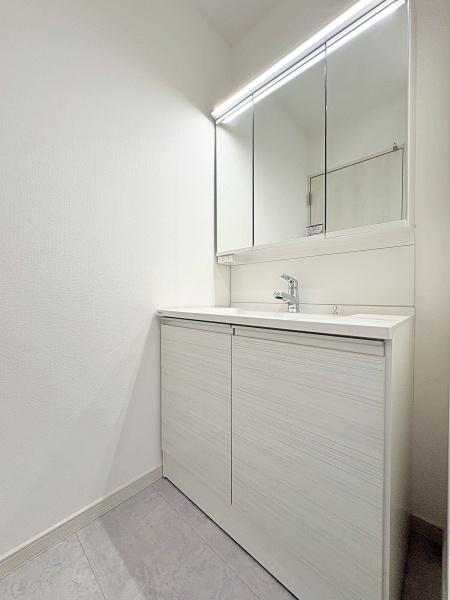 �_�ސ쌧���l�s�������򒬂̐V�z��ˌ��Ă̐��ʑ�E���ʏ�