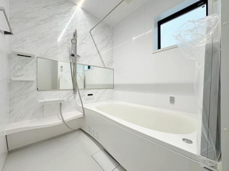 �_�ސ쌧���l�s�������򒬂̐V�z��ˌ��Ă̗���