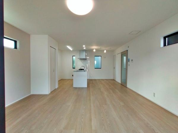 _ސ쌧͌sLX3ڂ̐VzˌẴrO