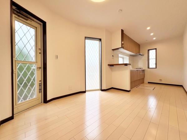 _ސ쌧ls`iJ6ڂ̒ÈˌẴrO