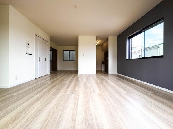 _ސ쌧lshbPJ1ڂ̐VzˌẴrO