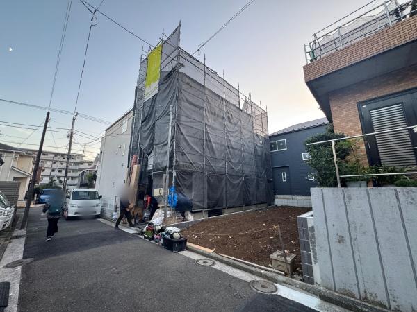 _ސ쌧lsۓyPJ挠2ڂ̐VzˌĂ̑OʓH܂ތnʐ^