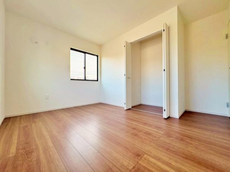 �_�ސ쌧��a�s���c5���ڂ̐V�z��ˌ��Ă̗m��