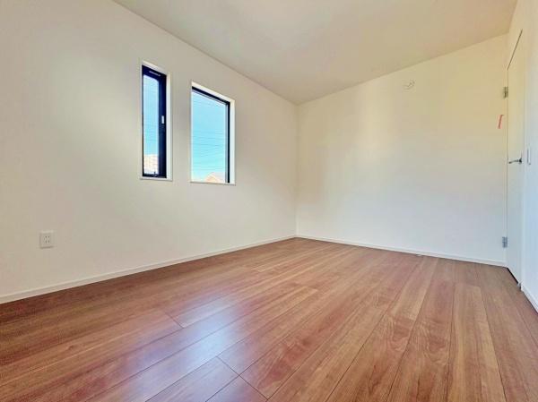 �_�ސ쌧��a�s���c5���ڂ̐V�z��ˌ��Ă̗m��