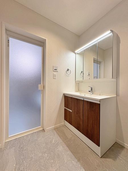 _ސ쌧͌s擌ъ7ڂ̒ÈˌẴrO