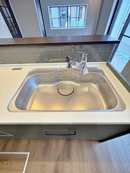 _ސ쌧͌s擌ъ7ڂ̒ÈˌĂ̂̑