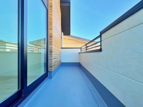 _ސ쌧asc5ڂ̐VzˌẴoRj[