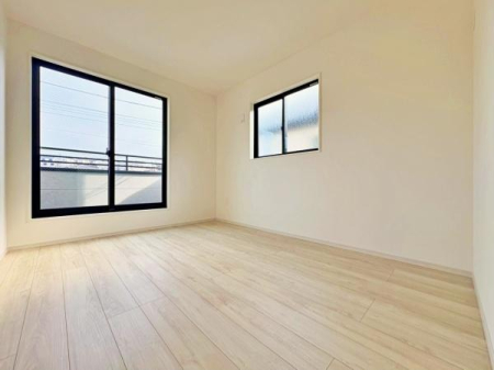 �_�ސ쌧��a�s���c5���ڂ̐V�z��ˌ��Ă̗m��