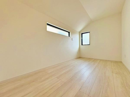 �_�ސ쌧��a�s���c5���ڂ̐V�z��ˌ��Ă̗m��