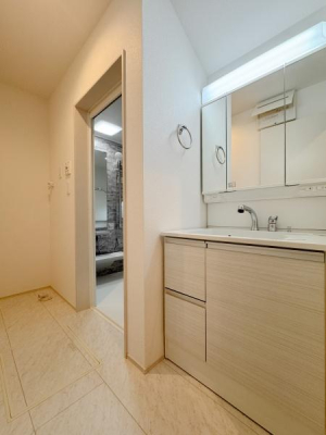 _ސ쌧ls扪Ò̐VzˌĂ̐ʑEʏ