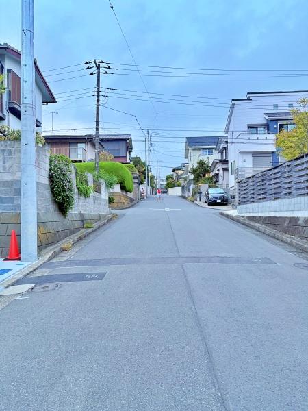 _ސ쌧lsh挳勴1ڂ̐VzˌĂ̑OʓH܂ތnʐ^