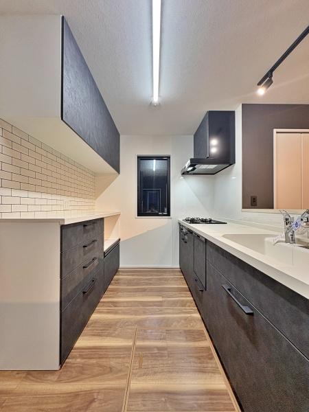 _ސ쌧lsh挳勴1ڂ̐VzˌẴrO