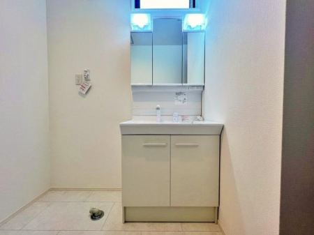 _ސ쌧lshѓ̐VzˌĂ̐ʑEʏ