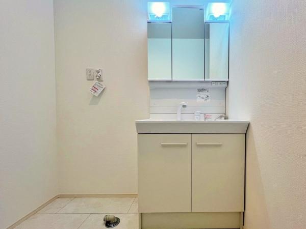 _ސ쌧lshѓ̐VzˌĂ̐ʑEʏ