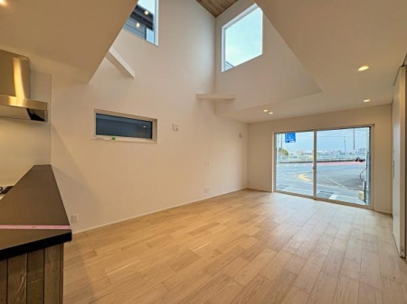 �_�ސ쌧����s���̐V�z��ˌ��ẴL�b�`��