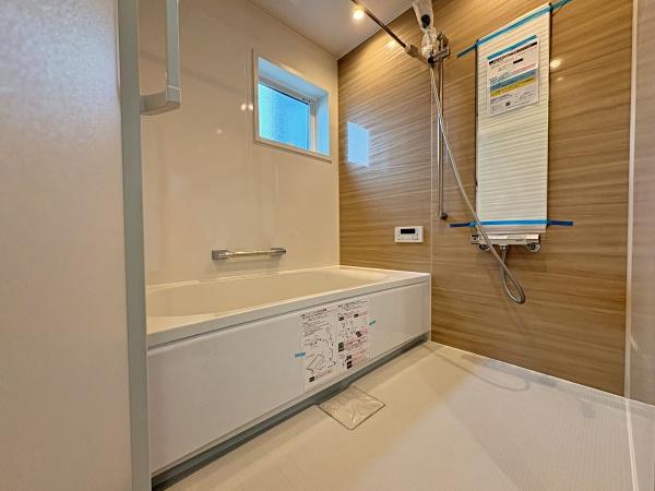 �_�ސ쌧����s���̐V�z��ˌ��Ă̗���