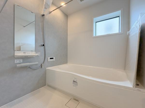 �_�ސ쌧��a�s�[����3���ڂ̐V�z��ˌ��Ă̗���