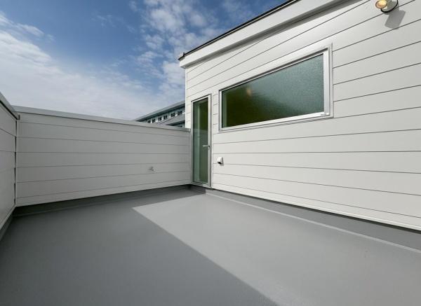 �_�ސ쌧��a�s�[����3���ڂ̐V�z��ˌ��Ẵo���R�j�[