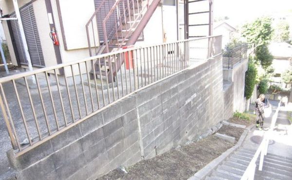 _ސ쌧lsߌk4ڂ̓yn̑OʓH܂ތnʐ^