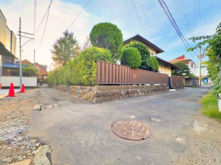 _ސ쌧sC3ڂ̐VzˌĂ̑OʓH܂ތnʐ^