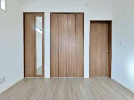 �_�ސ쌧���l�s���擌��]���u�̐V�z��ˌ��Ă̎��[