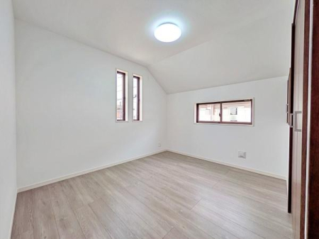 �_�ސ쌧���l�s���擌��]���u�̐V�z��ˌ��Ă̗m��