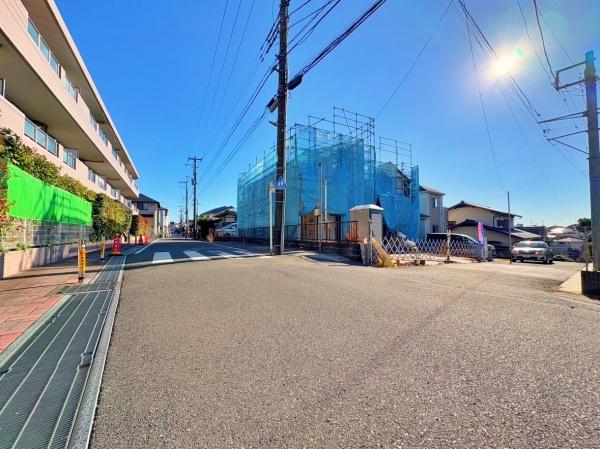 _ސ쌧ls擌]u̐VzˌĂ̑OʓH܂ތnʐ^