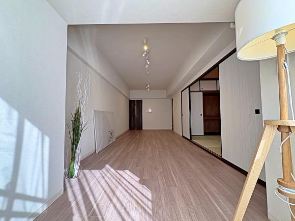 �_�ސ쌧���l�s����V�R��3���ڂ̒��Ã}���V�����̃G���g�����X