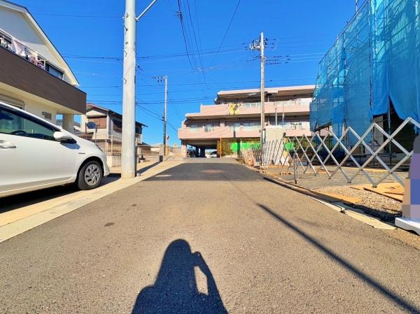 _ސ쌧ls擌]u̐VzˌĂ̑OʓH܂ތnʐ^