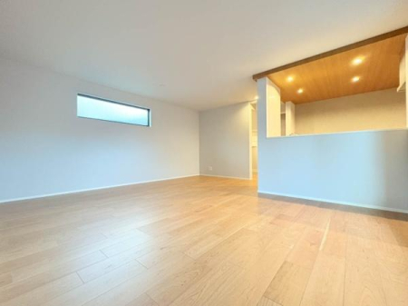 _ސ쌧lsߌߌ5ڂ̐VzˌẴrO