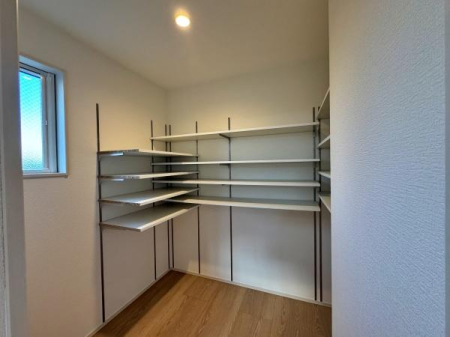 �_�ސ쌧���l�s���Z�c��2���ڂ̐V�z��ˌ��ẴL�b�`��