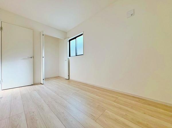 �_�ސ쌧��a�s���c5���ڂ̐V�z��ˌ��Ă̗m��