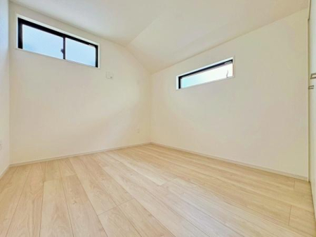 �_�ސ쌧��a�s���c5���ڂ̐V�z��ˌ��Ă̗m��