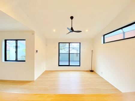 _ސ쌧ԎsI1ڂ̐VzˌẴrO