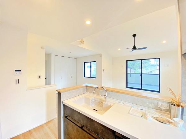 _ސ쌧ԎsI1ڂ̐VzˌẴrO