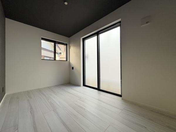 �_�ސ쌧������s������̐V�z��ˌ��Ă̗m��