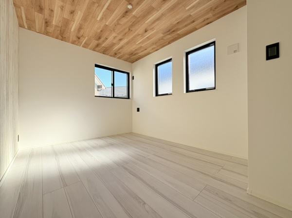 �_�ސ쌧������s������̐V�z��ˌ��Ă̗m��