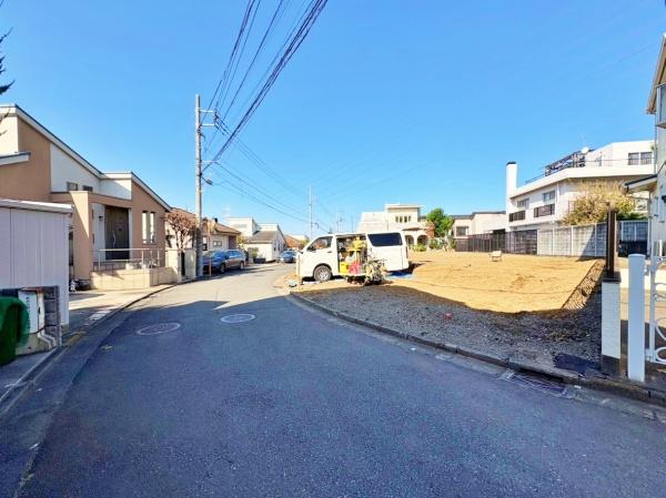 _ސ쌧lst꒬̐VzˌĂ̑OʓH܂ތnʐ^