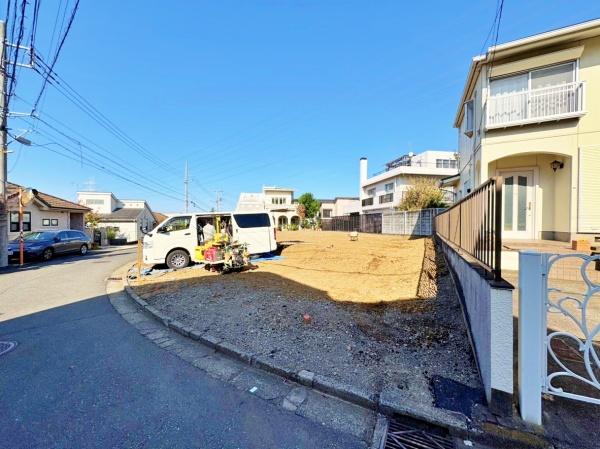 _ސ쌧lst꒬̐VzˌĂ̑OʓH܂ތnʐ^