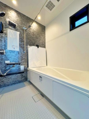 �_�ސ쌧���l�s���J�拴��3���ڂ̐V�z��ˌ��Ă̗���