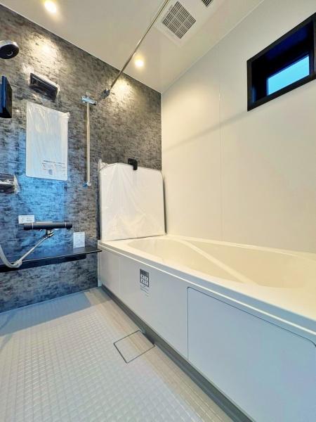 �_�ސ쌧���l�s���J�拴��3���ڂ̐V�z��ˌ��Ă̗���