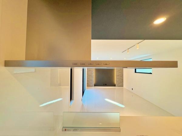 �_�ސ쌧���l�s���J�拴��3���ڂ̐V�z��ˌ��Ẵ��r���O