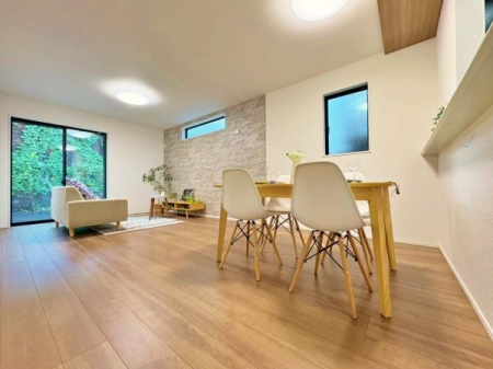 _ސ쌧ls折J2ڂ̐VzˌẴrO