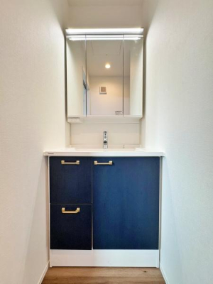 _ސ쌧ls``1ڂ̐VzˌĂ̐ʑEʏ