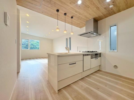 _ސ쌧ls``1ڂ̐VzˌĂ̓dlʐ^(Lb`j