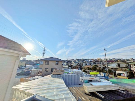 �����s���c�s���J1���ڂ̐V�z��ˌ��Ă̏Z�˂���̒��]�ʐ^