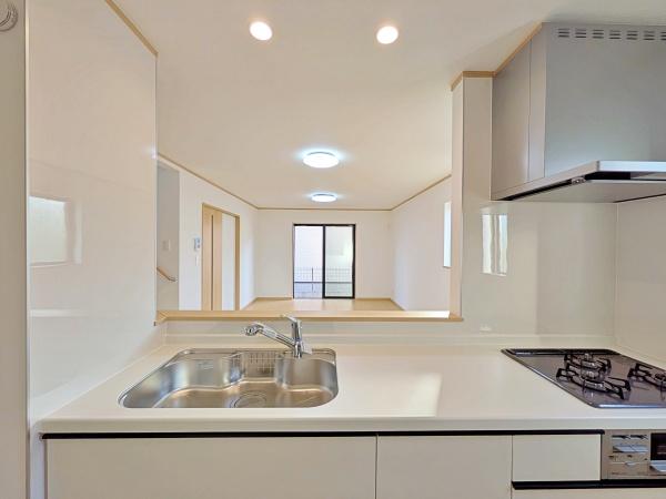 �����s���c�s���J1���ڂ̐V�z��ˌ��Ẵ��r���O