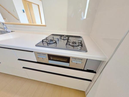 �����s���c�s���J1���ڂ̐V�z��ˌ��ẴL�b�`��