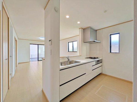 �����s���c�s���J1���ڂ̐V�z��ˌ��Ẵ��r���O