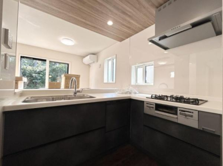 scsؑ]3ڂ̐VzˌẴLb`